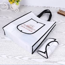 China La bolsa de asas plegable blanco y negro lavable con la alta cuerda larga de la dureza fábrica